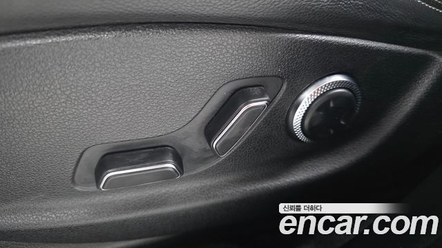 Genesis Electrified (GV70) e-AWD 2022 — фото 31