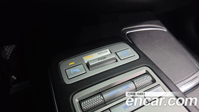 Genesis Electrified (GV70) e-AWD 2022 — фото 34