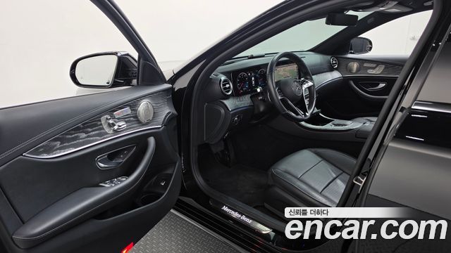 Mercedes-Benz E-Class (W213) E350 4MATIC Avantgarde 2022 — фото 10