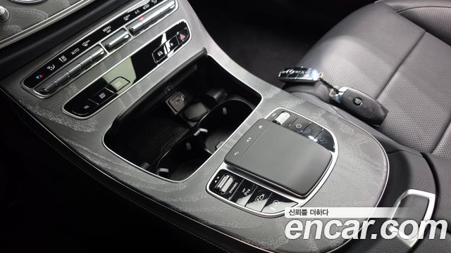 Mercedes-Benz E-Class (W213) E350 4MATIC Avantgarde 2022 — фото 18