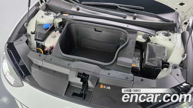 Hyundai Ioniq 6 Long Range Prestige 2023 — фото 6