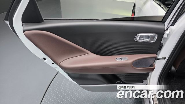 Hyundai Ioniq 6 Long Range Prestige 2023 — фото 25