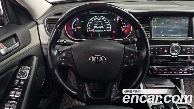 Kia K7 Hybrid 700h Prestige 2016 — фото 13