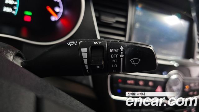 Kia K7 Hybrid 700h Prestige 2016 — фото 27