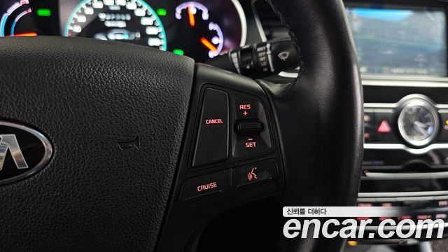 Kia K7 Hybrid 700h Prestige 2016 — фото 28