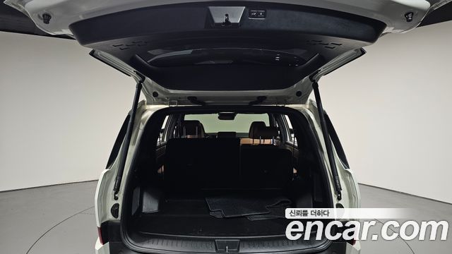 Hyundai Santa Fe (MX5) Gasoline 2.5T 2WD Prestige Plus 2025 — фото 32