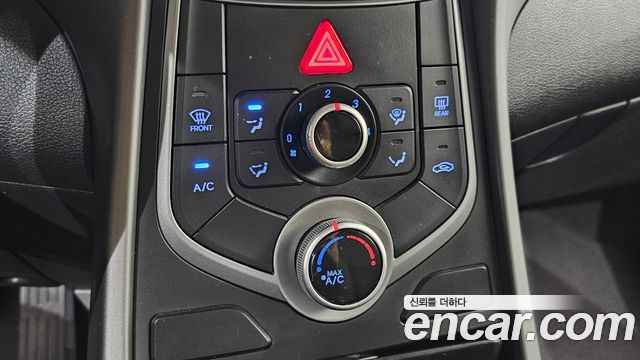 Hyundai Avante 1.6 GDi Style 2014 — фото 17