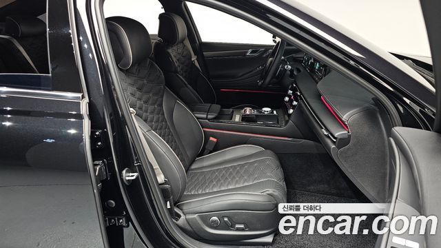 Genesis G80 (RG3) Gasoline 2.5 Turbo AWD 2025 — фото 26