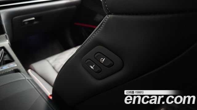 Genesis G80 (RG3) Gasoline 2.5 Turbo AWD 2025 — фото 35
