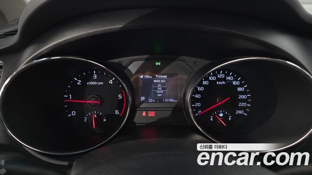 Kia Carnival 9-Seater Luxury 2019 — фото 8