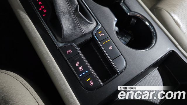 Kia Carnival 9-Seater Luxury 2019 — фото 27