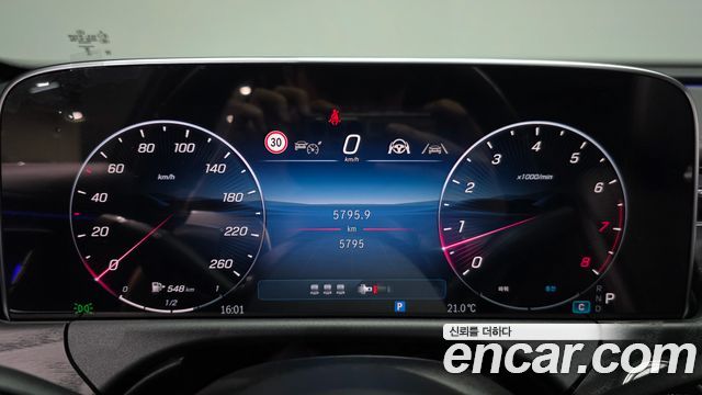 Mercedes-Benz E-Class (W214) E200 Avantgarde 2026 — фото 8