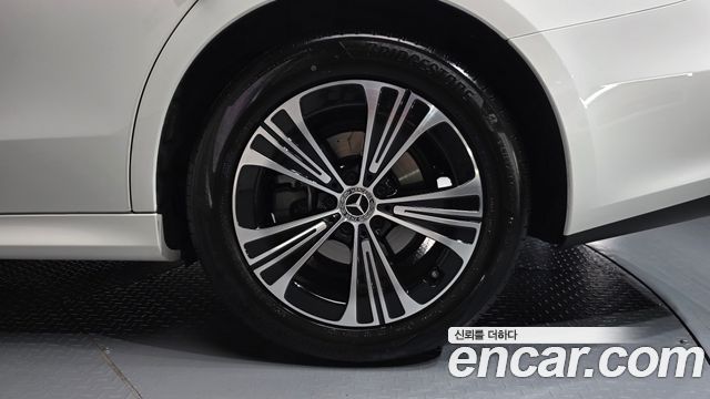 Mercedes-Benz E-Class (W214) E200 Avantgarde 2026 — фото 27