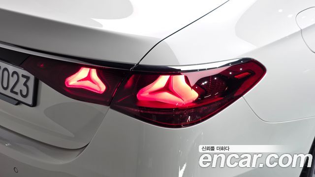 Mercedes-Benz E-Class (W214) E200 Avantgarde 2026 — фото 29