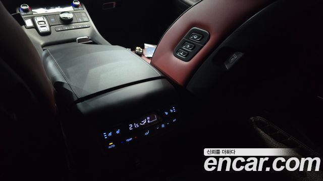 Hyundai Palisade Diesel 2.2 2WD Prestige 2023 — фото 18