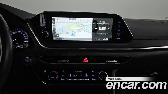 Hyundai Sonata (DN8) 2.0 Premium Plus 2022 — фото 13