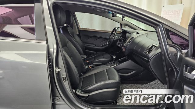 Kia K3 Luxury 2015 — фото 11