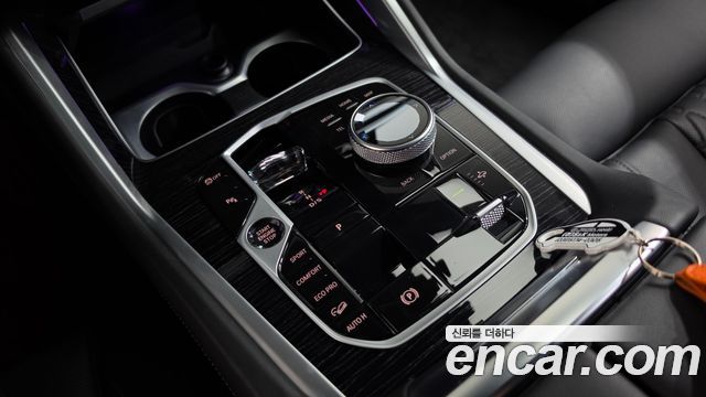 BMW X6 (G06) xDrive30d M Sport 2025 — фото 9