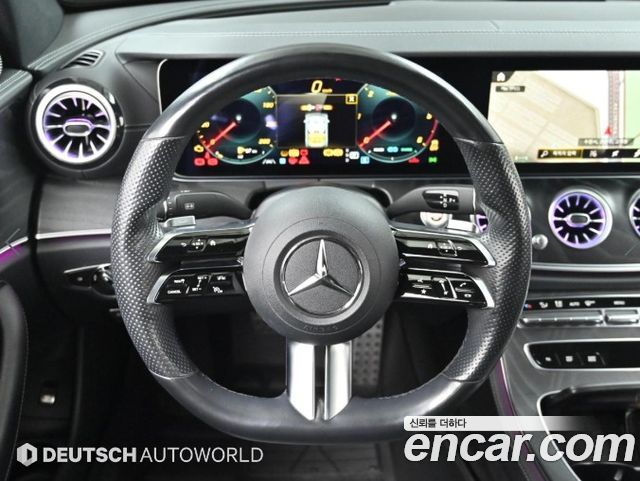 Mercedes-Benz E-Class (W213) E220d 4MATIC AMG Line 2022 — фото 17