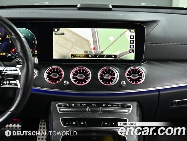 Mercedes-Benz E-Class (W213) E220d 4MATIC AMG Line 2022 — фото 18