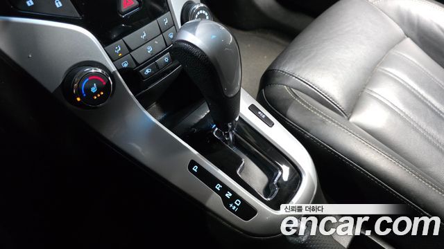 Chevrolet Cruze 1.8 LTZ+ 2014 — фото 9