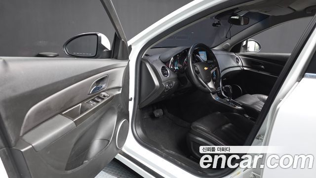 Chevrolet Cruze 1.8 LTZ+ 2014 — фото 10