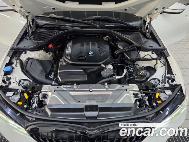 BMW 3 Series (G20) 320d Touring M Sport 2022 — фото 24