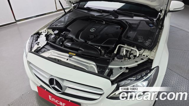 Mercedes-Benz C-Class (W205) C220 d Avantgarde 2018 — фото 6