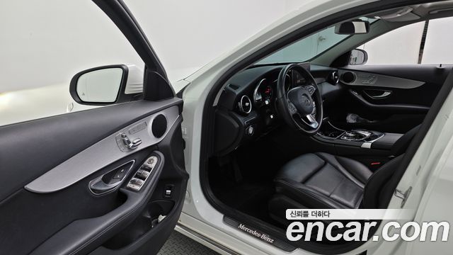 Mercedes-Benz C-Class (W205) C220 d Avantgarde 2018 — фото 10