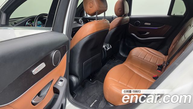 Mercedes-Benz GLC-Class (X253) GLC300e 4MATIC Coupe 2021 — фото 12