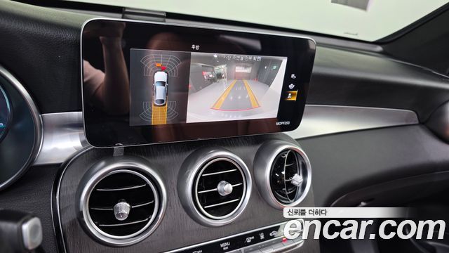 Mercedes-Benz GLC-Class (X253) GLC300e 4MATIC Coupe 2021 — фото 15