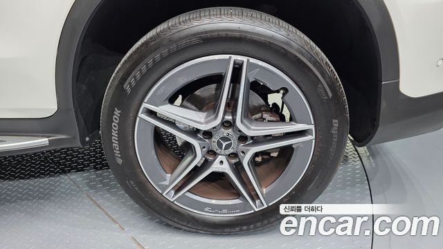 Mercedes-Benz GLC-Class (X253) GLC300e 4MATIC Coupe 2021 — фото 21