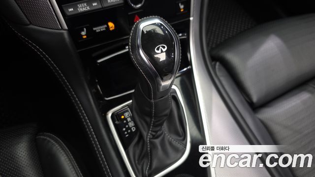 Infiniti Q50 3.5 Blue Sport Essential 2018 — фото 9