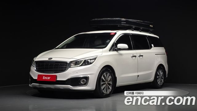 Kia Carnival 9-seater Luxury