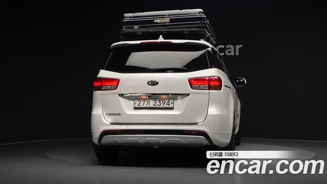 Kia Carnival 9-seater Luxury 2017 — фото 4