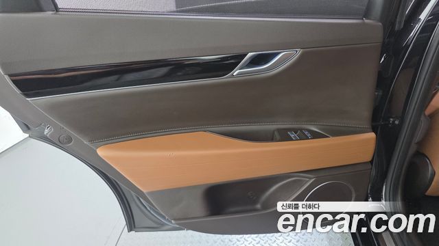 Genesis G80 (RG3) Gasoline 3.5 Turbo AWD 2022 — фото 25