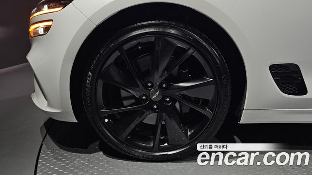 Genesis G70 Shooting Brake Gasoline 2.0T 2WD 2023 — фото 5
