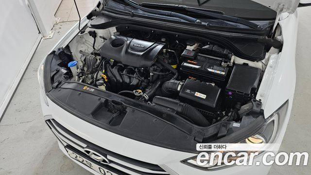 Hyundai Avante (AD) 1.6 GDI Value Plus 2017 — фото 6