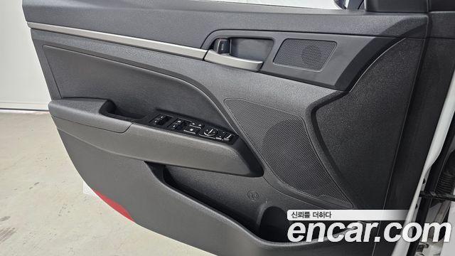 Hyundai Avante (AD) 1.6 GDI Value Plus 2017 — фото 14