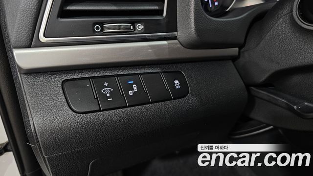 Hyundai Avante (AD) 1.6 GDI Value Plus 2017 — фото 15