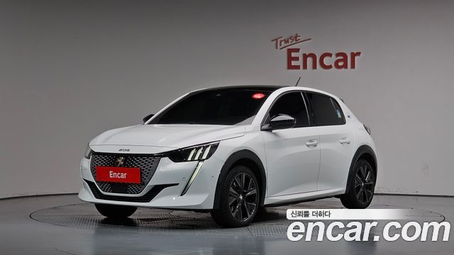 Peugeot e-208 (II) GT