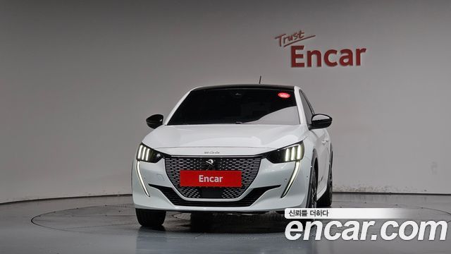 Peugeot e-208 (II) GT 2023 — фото 3