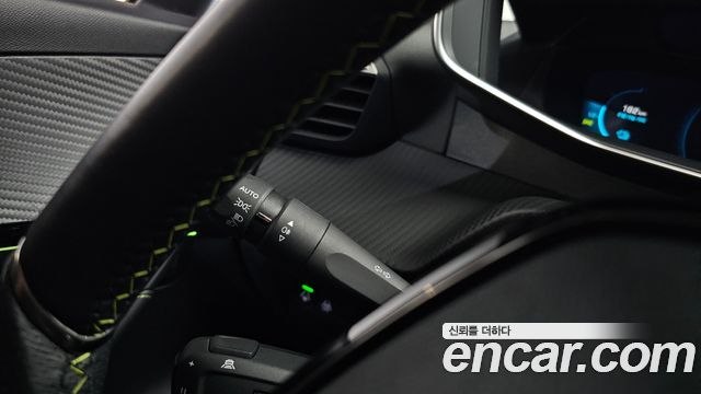 Peugeot e-208 (II) GT 2023 — фото 32