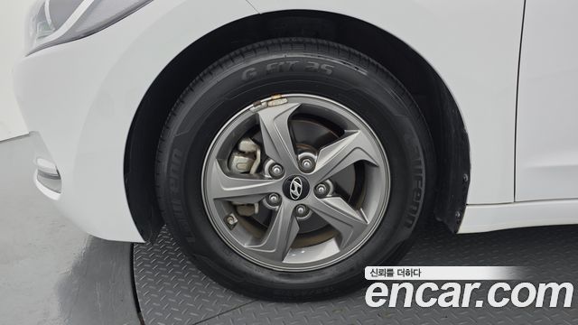 Hyundai Avante (AD) 1.6 GDI Smart 2017 — фото 5