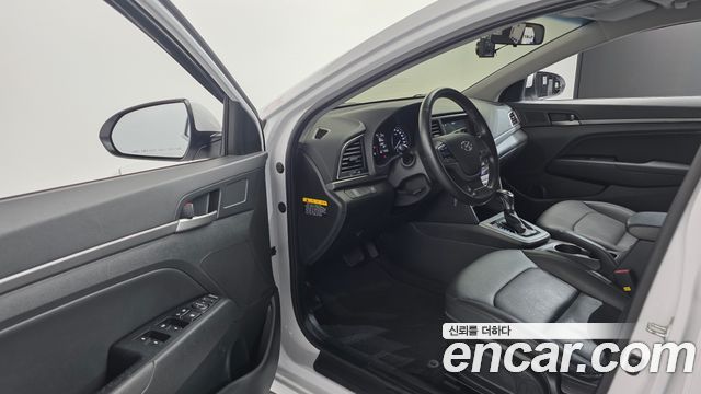 Hyundai Avante (AD) 1.6 GDI Smart 2017 — фото 10