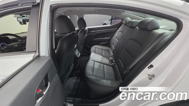 Hyundai Avante (AD) 1.6 GDI Smart 2017 — фото 17