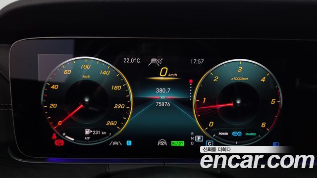Mercedes-Benz E-Class (W213) E220d 4MATIC AMG Line 2022 — фото 8