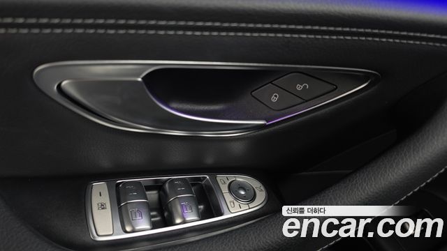 Mercedes-Benz E-Class (W213) E220d 4MATIC AMG Line 2022 — фото 29