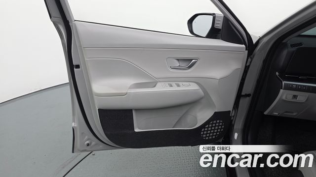 Hyundai Kona (SX2) Gasoline 2.0 2WD Premium 2025 — фото 24
