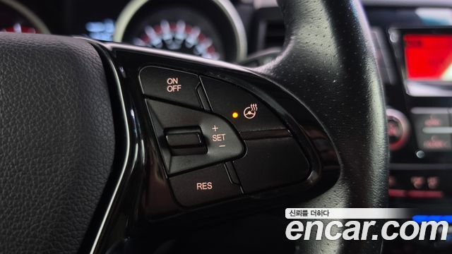 KG Mobility (SsangYong) Tivoli Air Diesel IX 4WD 2016 — фото 18